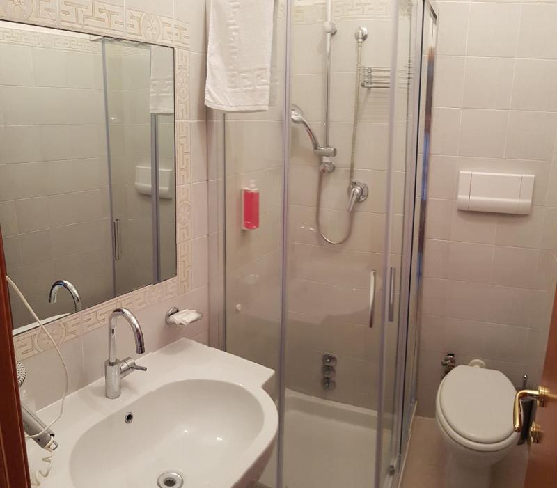 Triple Room image 1