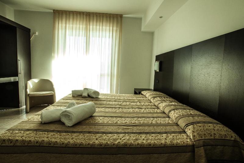 Single Room image 1