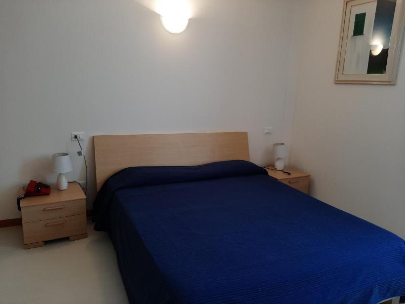 Basic Triple Room image 2