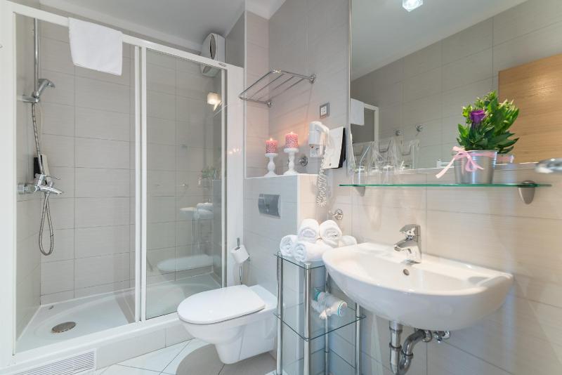 Superior Double Room image 3