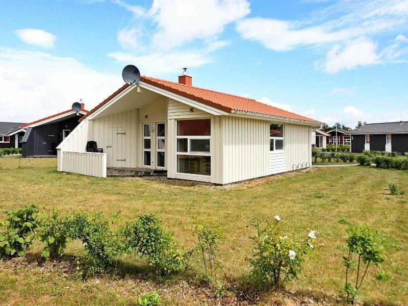 Two-Bedroom Holiday Home image 1