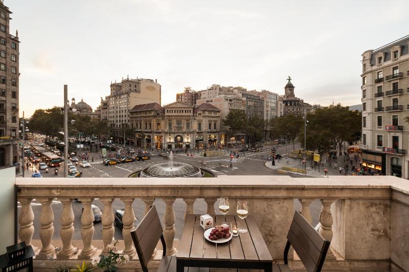 Uma Suites Passeig de Gracia 16 - image 6