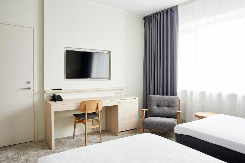 Superior Room with Spa Access image 2