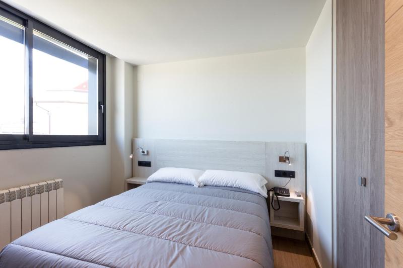 Two-Bedroom Apartment with Sea View image 4