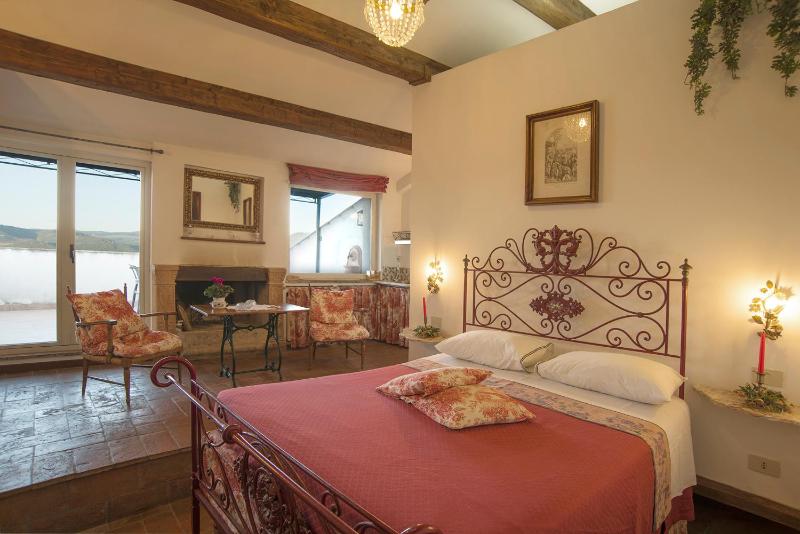 Classic Suite image 1