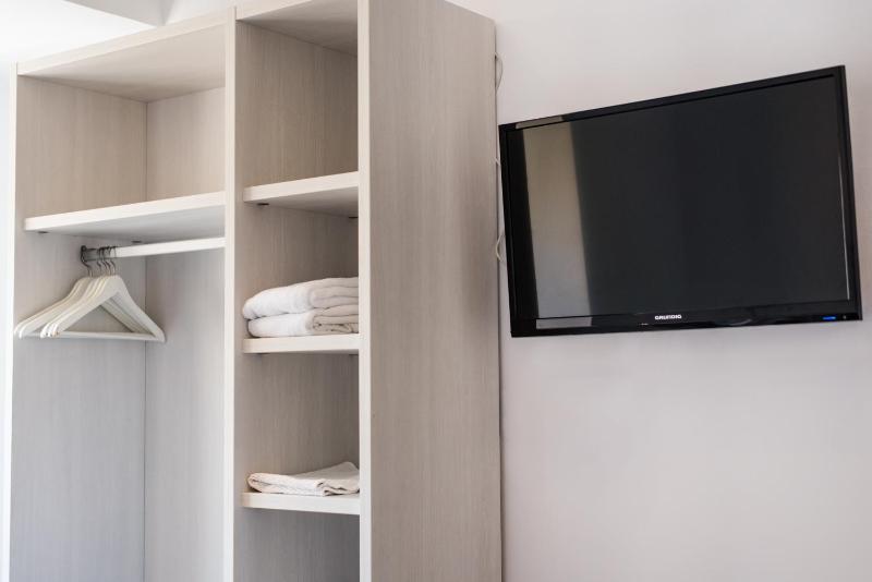 Triple Room image 3