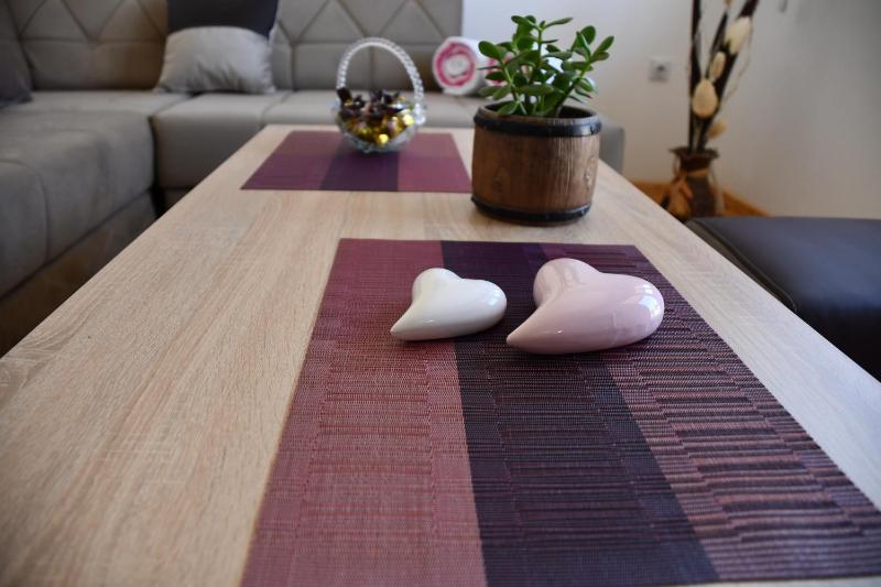 One-Bedroom Apartment image 3