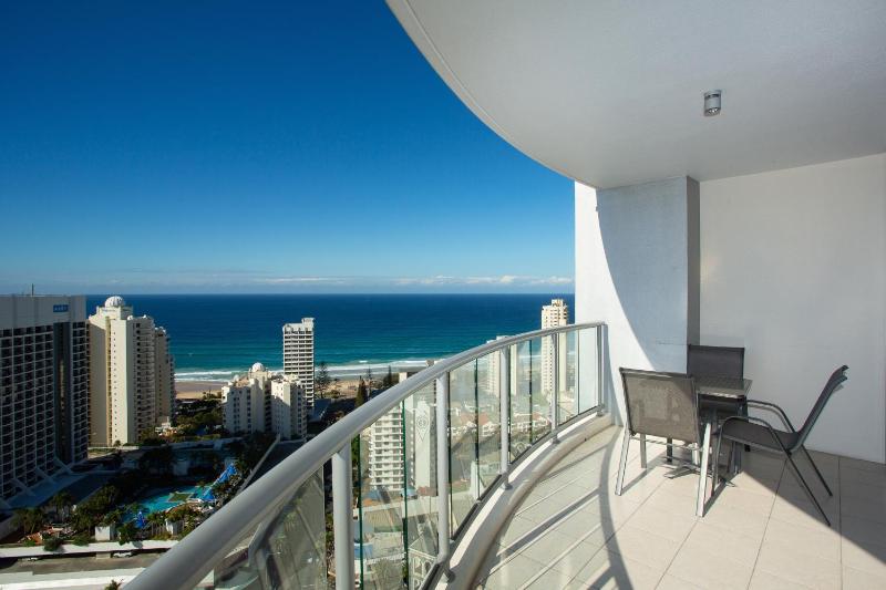 Chevron Renaissance - Private Apartments - Hosted by Coastal Letting Co. - image 4