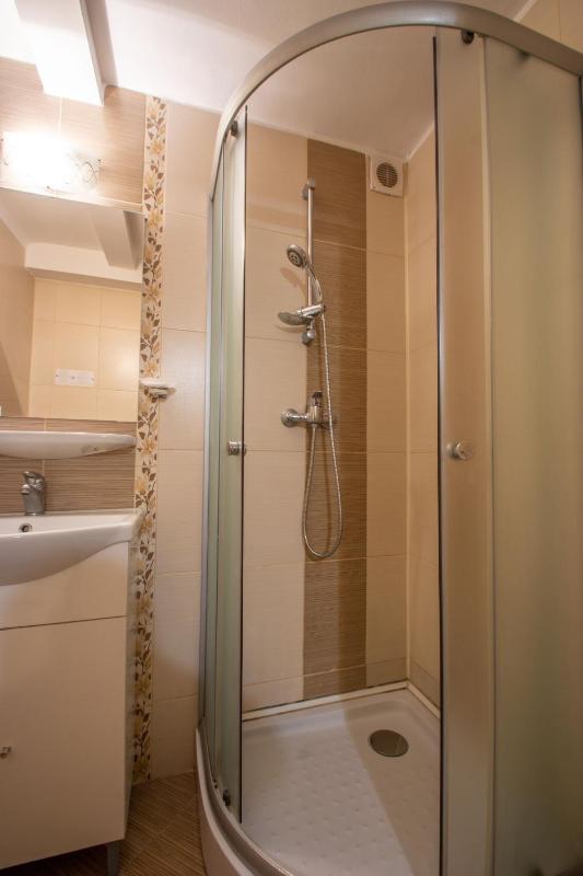 Standard Twin Room image 2