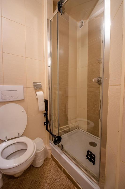 Standard Double Room image 2
