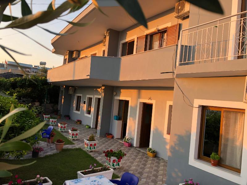 Green Garden Villa - image 1