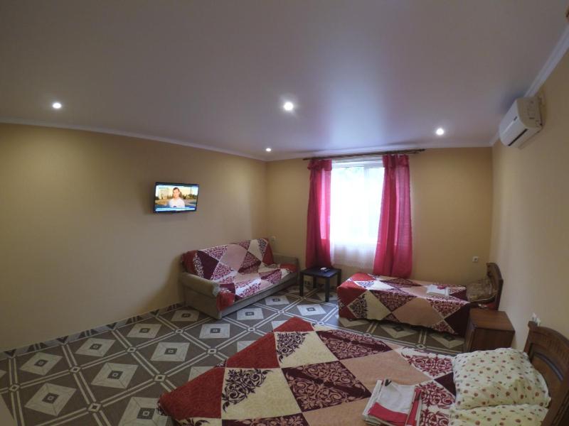 Family Room with Private Bathroom image 1