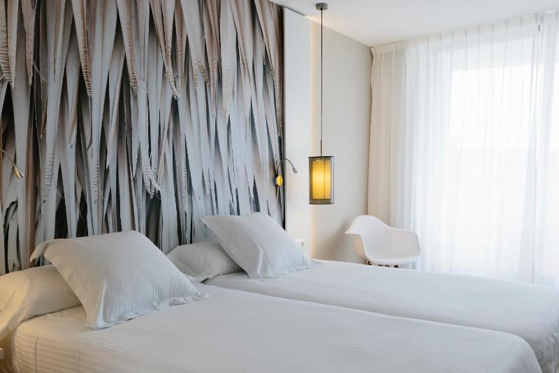 Single Room image 1
