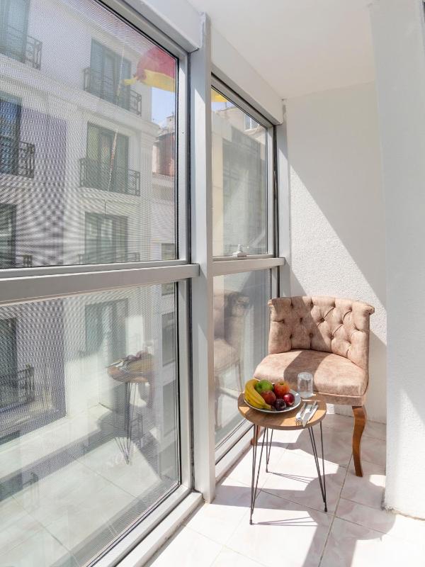 Deluxe Triple Room image 4