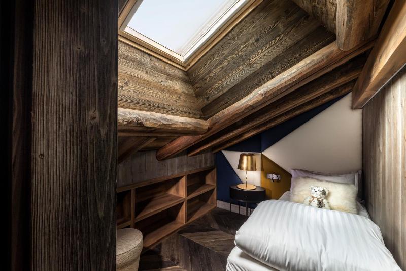 Duplex Room - 3 People image 3