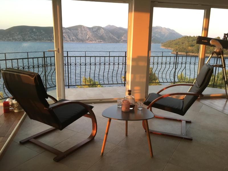 THE VIEW **** - image 23
