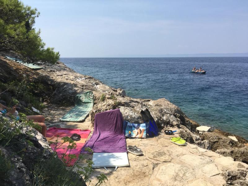 THE VIEW **** - image 13
