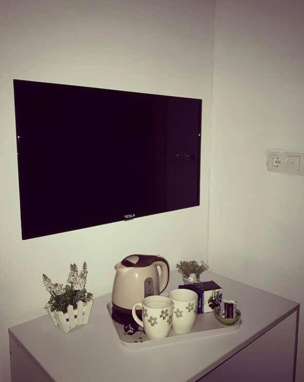 Studio Apartment image 3