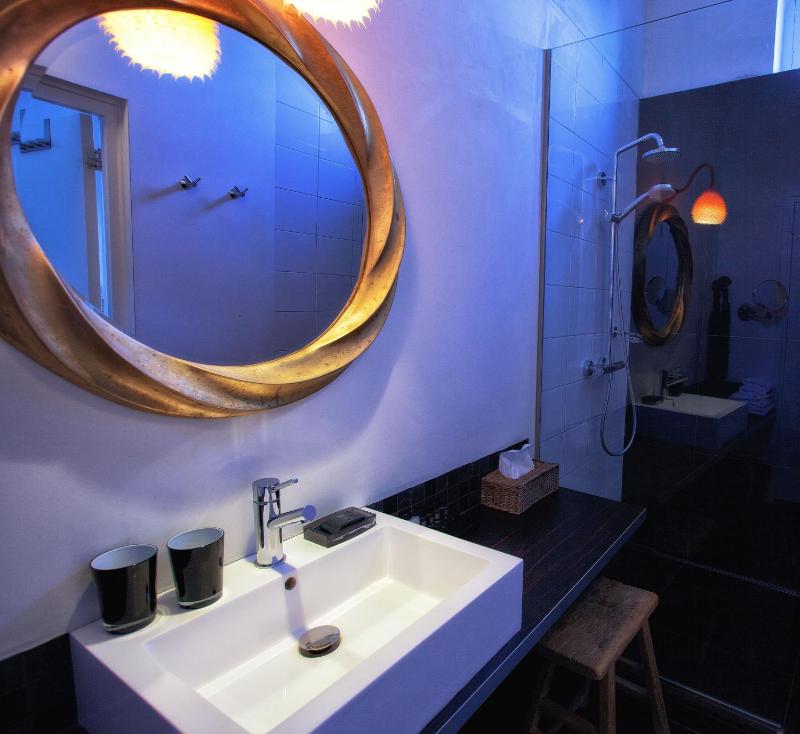 Comfort Double Room with Shower image 2