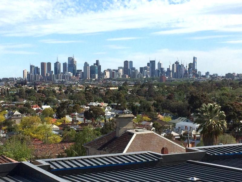 StayCentral - Northcote Hill Penthouse - image 11