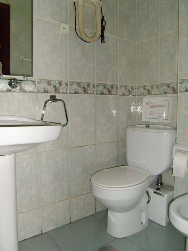 Triple Room image 3