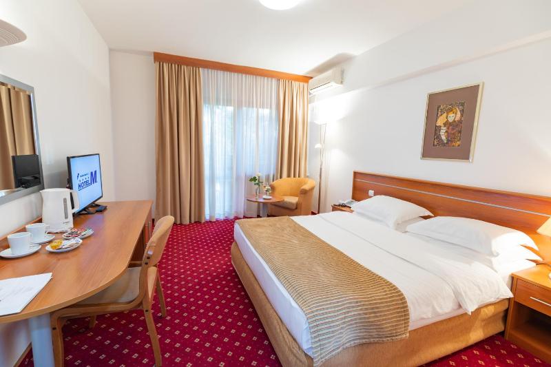 Double Room image 2