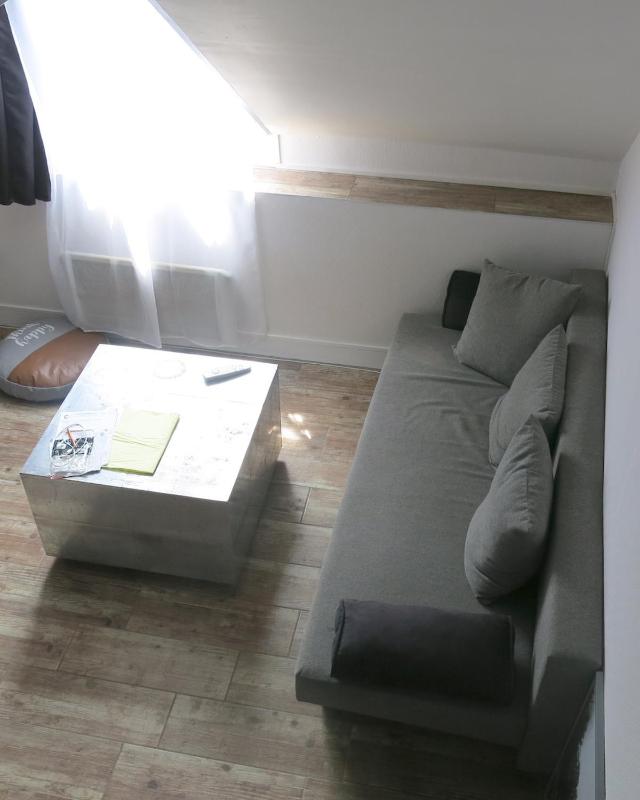 One-Bedroom Apartment image 1