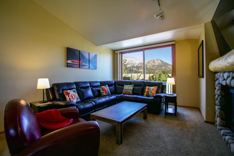 Three-Bedroom Apartment image 2