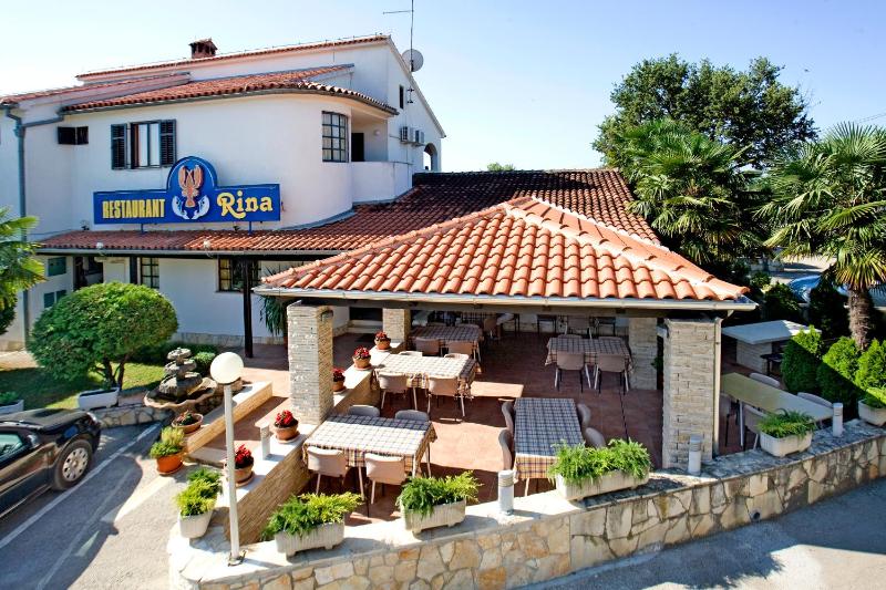 Apartmani Rina - image 31