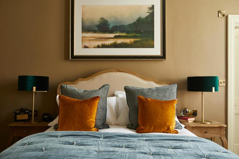 Deluxe Double Room image 4