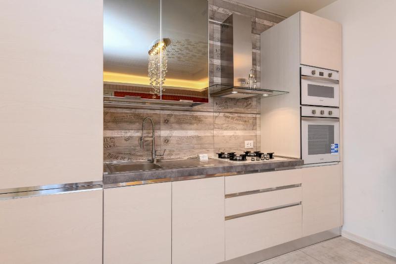 Apartment - Ground Floor image 4