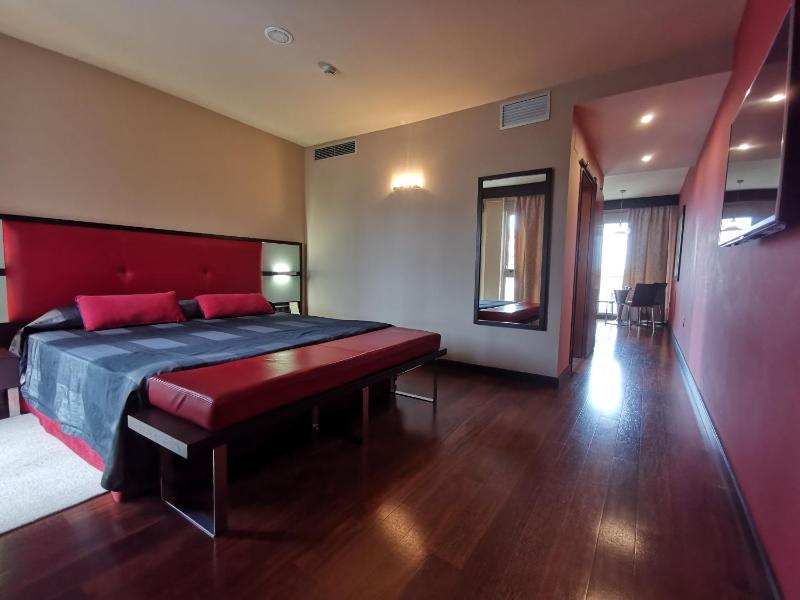 Royal Suite image 3