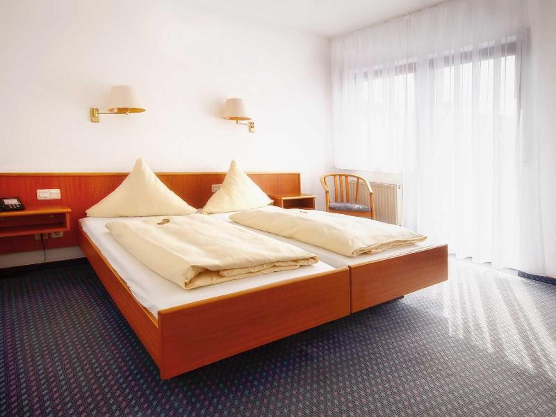 Double Room image 1