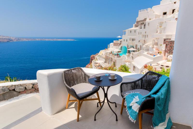 ArmonOia Luxury Caves - image 37