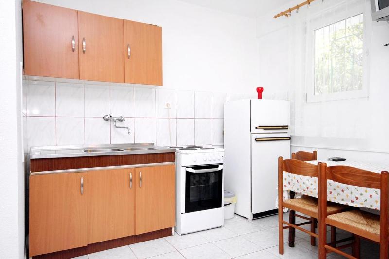 One-Bedroom Apartment with Terrace image 3