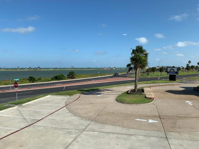 Days Inn by Wyndham Rockport Texas - image 31