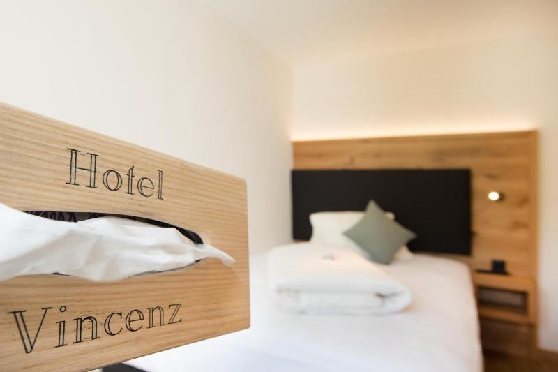 Single Room image 2