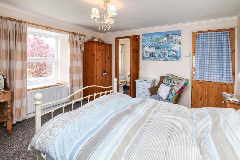 Double Room with Shower image 2