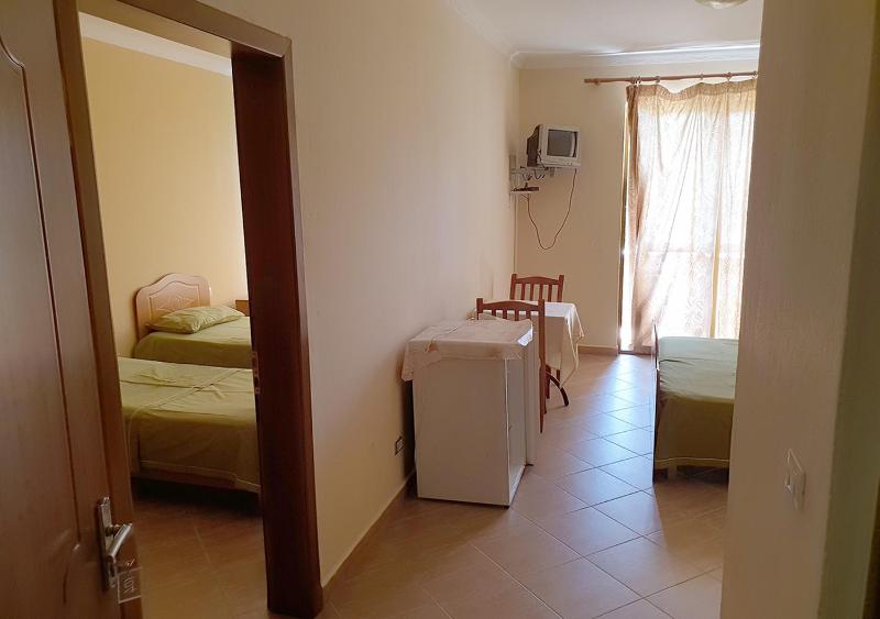 Family Double Room image 3
