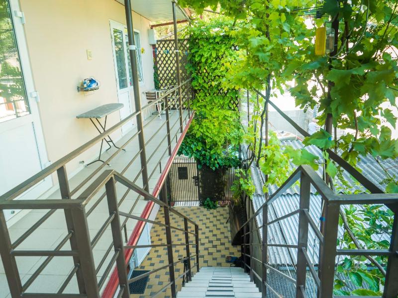 Deluxe Double Room with Balcony image 2