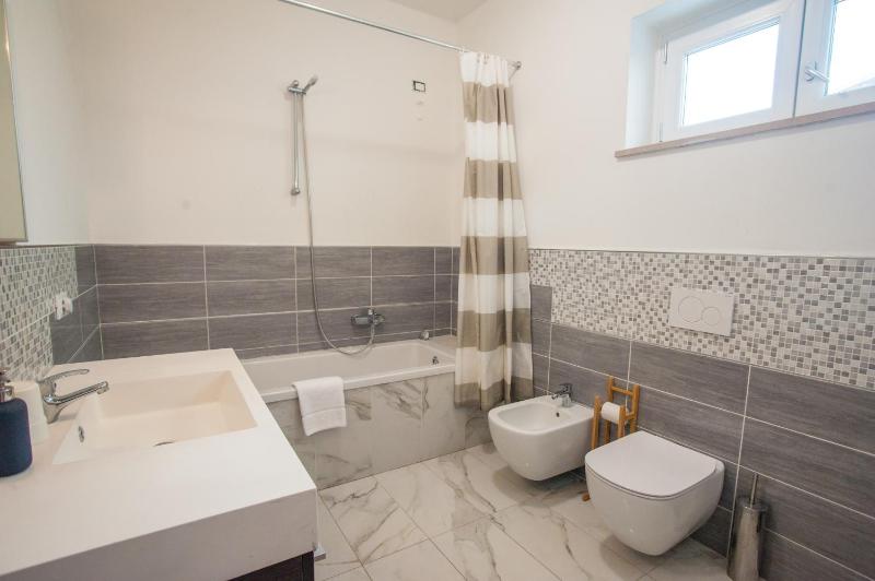 Deluxe Apartment image 3