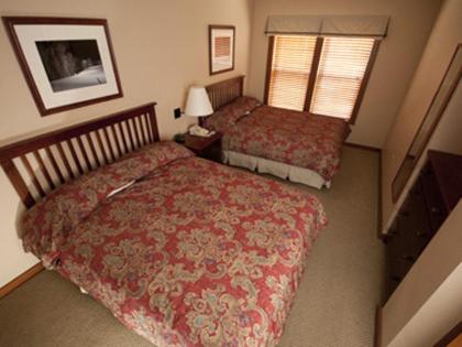 Deluxe Two-Bedroom Condo image 2
