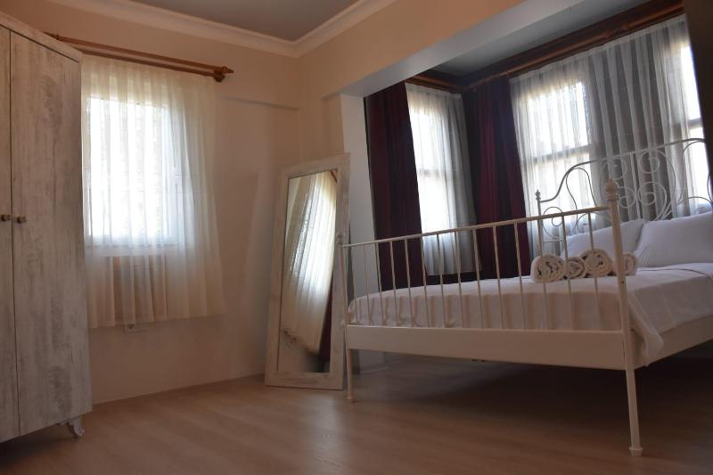 Superior Double Room image 4