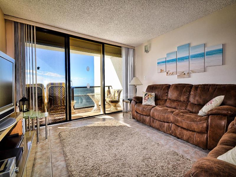 440 West Condos 1508S Walk to the Beach 555 - image 12