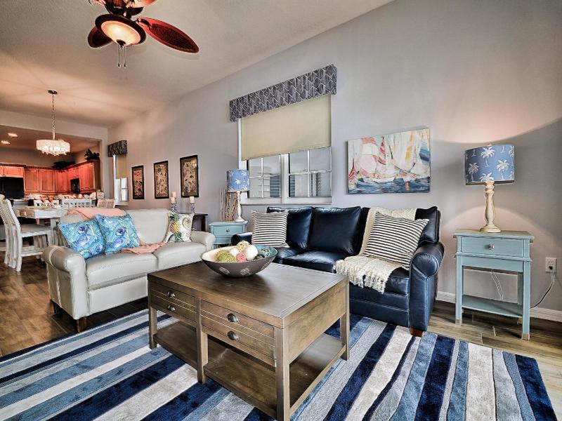 Harborview Grande 800 Luxury 8th Floor Condo with Stunning Harbor Views 23067 - image 26