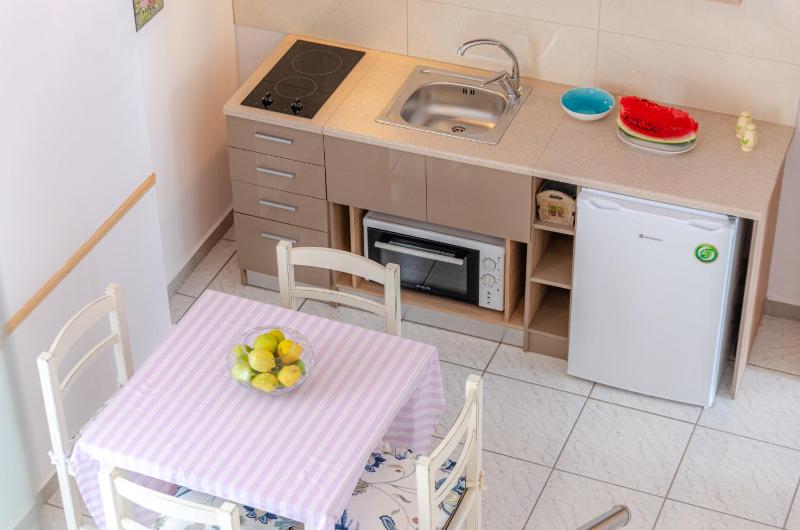Happiness Apartments - image 8