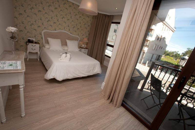 Deluxe Double Room image 1