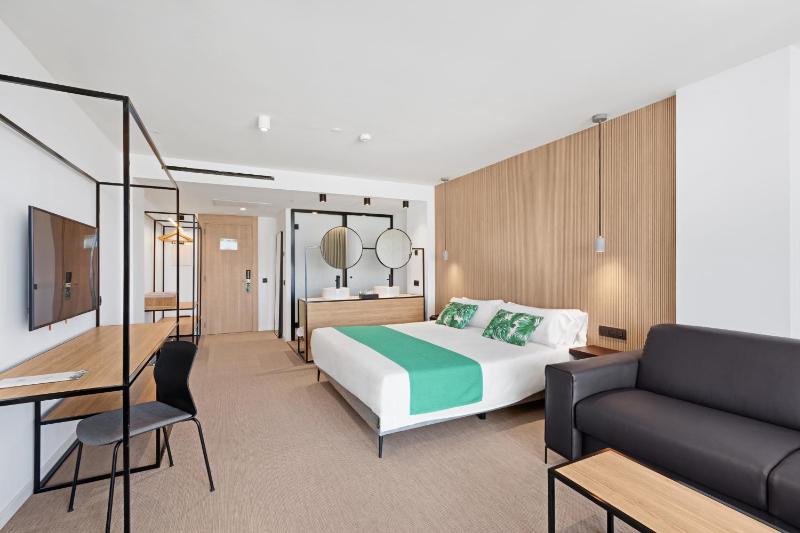 Junior Suite image 4