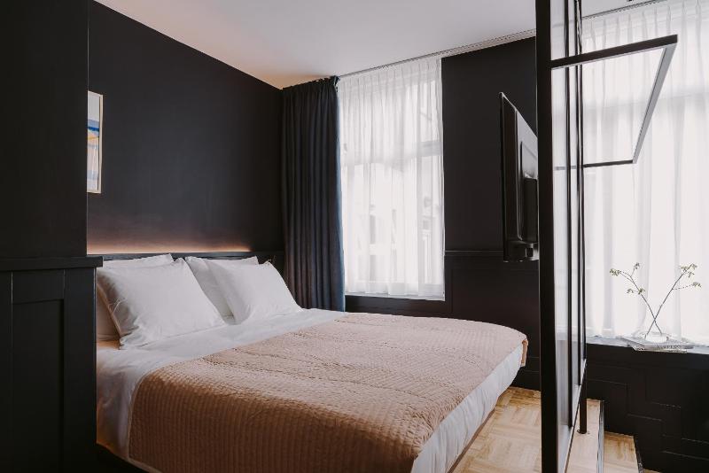 Triple Room image 3