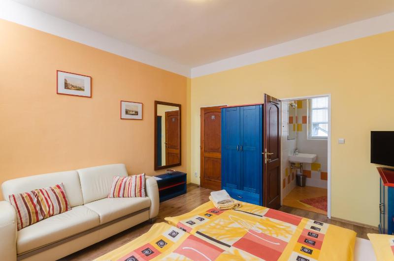 Apartment image 4